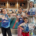 Galeria zdjęć przedstawia młodych zawodników OLYMPIC.GYM podczas zawodów pływackich w Siemianowicach Śląskich. Na fotografiach widoczni są uczestnicy z medalami i dyplomami, momenty dekoracji na podium oraz zawodniczka podczas pobytu na basenie.