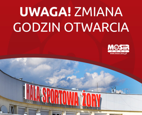 Grafika informująca o zmianach godzin otwarcia, na zdjęciu fragment hali sportowej na tle nieba