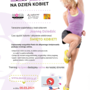 Na plakacie informacje dotyczące treningu zumby online, w tle zdjęcie wysportowanej, ćwiczącej kobiety w stroju sportowym na białym tle.