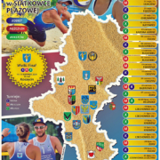 Na plakacie informacje o rozgrywkach turnieju siatkówki plażowej, w tle zdjęcia graczy na boisku do siatkówki, na środku mapa z herbami miast