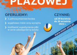 na plakacie informacje o ofercie wynajmu boisk do siatkówki plażowej, w tle zdjęcie dwóch kobiet grających w siatkówkę