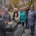 na zdjęciu wycieczkowicze z przewodnikiem