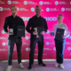 Zestaw zdjęć z gali „Sportowiec Roku 2025”, przedstawiających laureatów odbierających nagrody, statuetki i dyplomy na scenie.